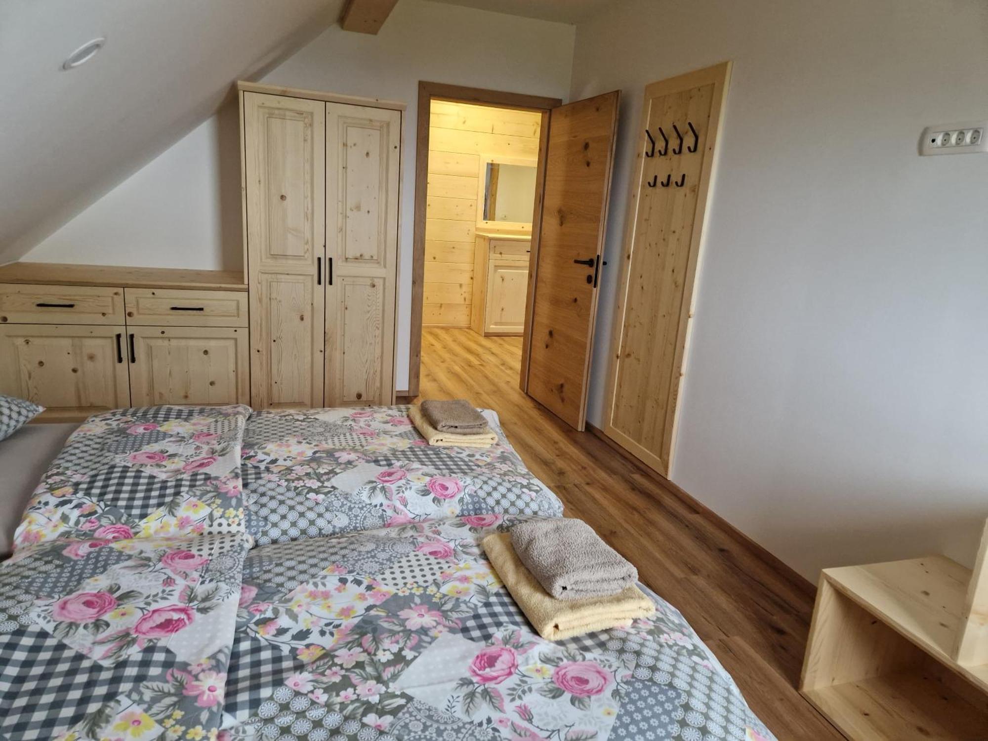 Guest House Pr Ambruzarju & Apartments سيركلجي نا جورينجسكيم الغرفة الصورة