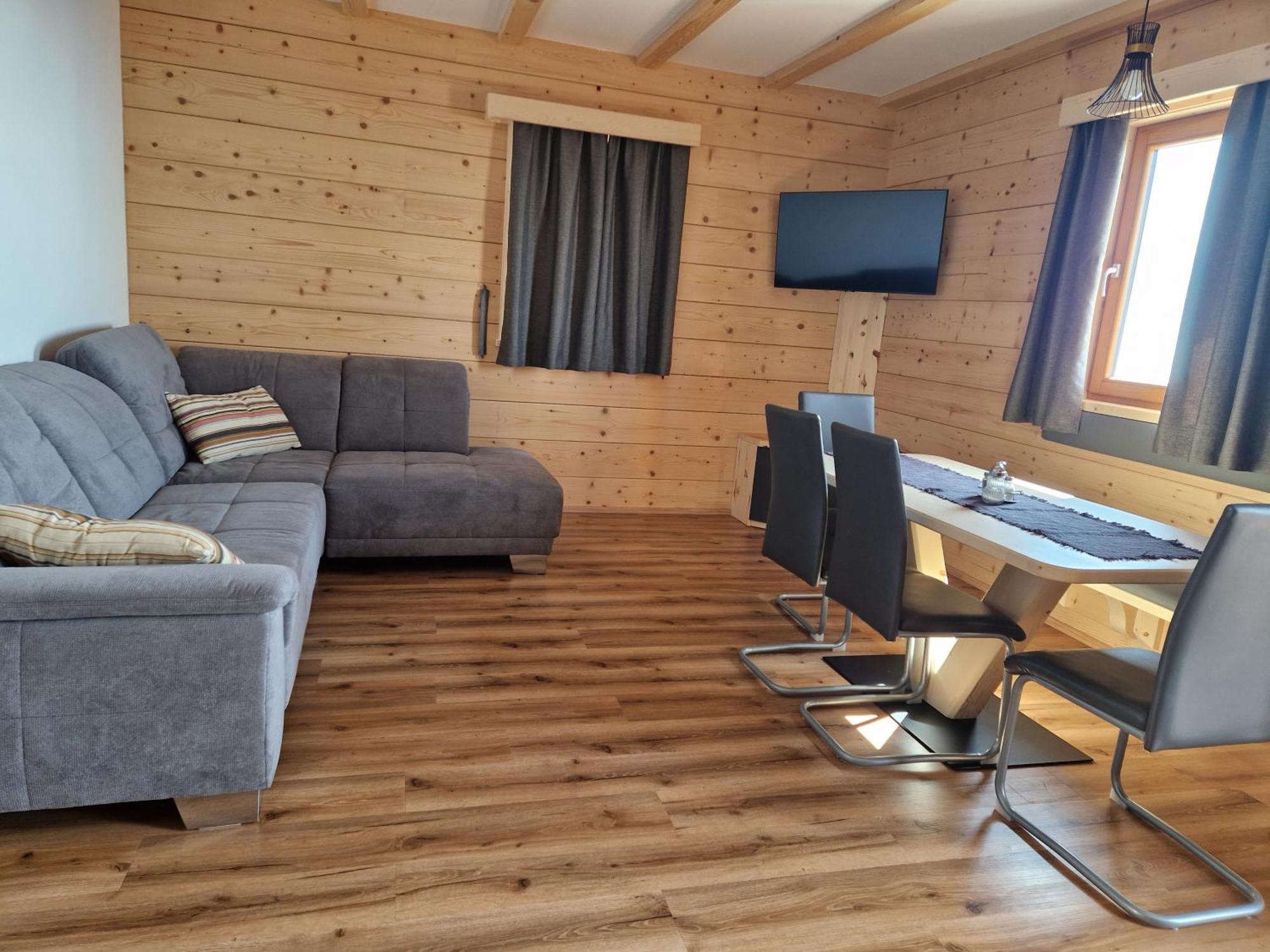 Guest House Pr Ambruzarju & Apartments سيركلجي نا جورينجسكيم الغرفة الصورة